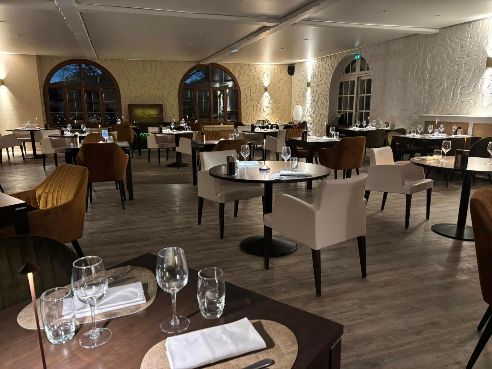 Sure Hotel By Best Western Saint-Quentin Ouest Le Pot D Etain Holnon Dış mekan fotoğraf