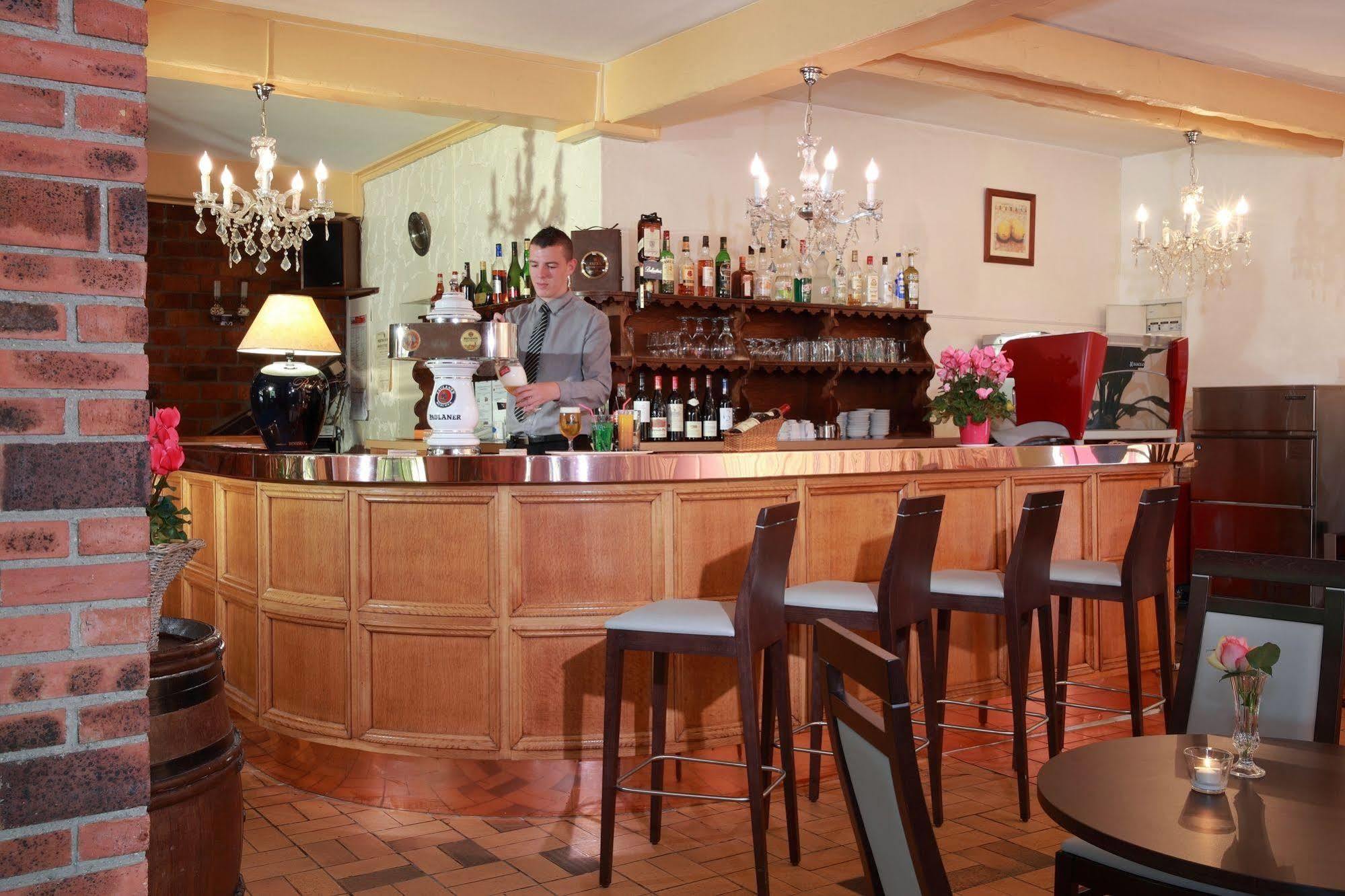 Sure Hotel By Best Western Saint-Quentin Ouest Le Pot D Etain Holnon Dış mekan fotoğraf