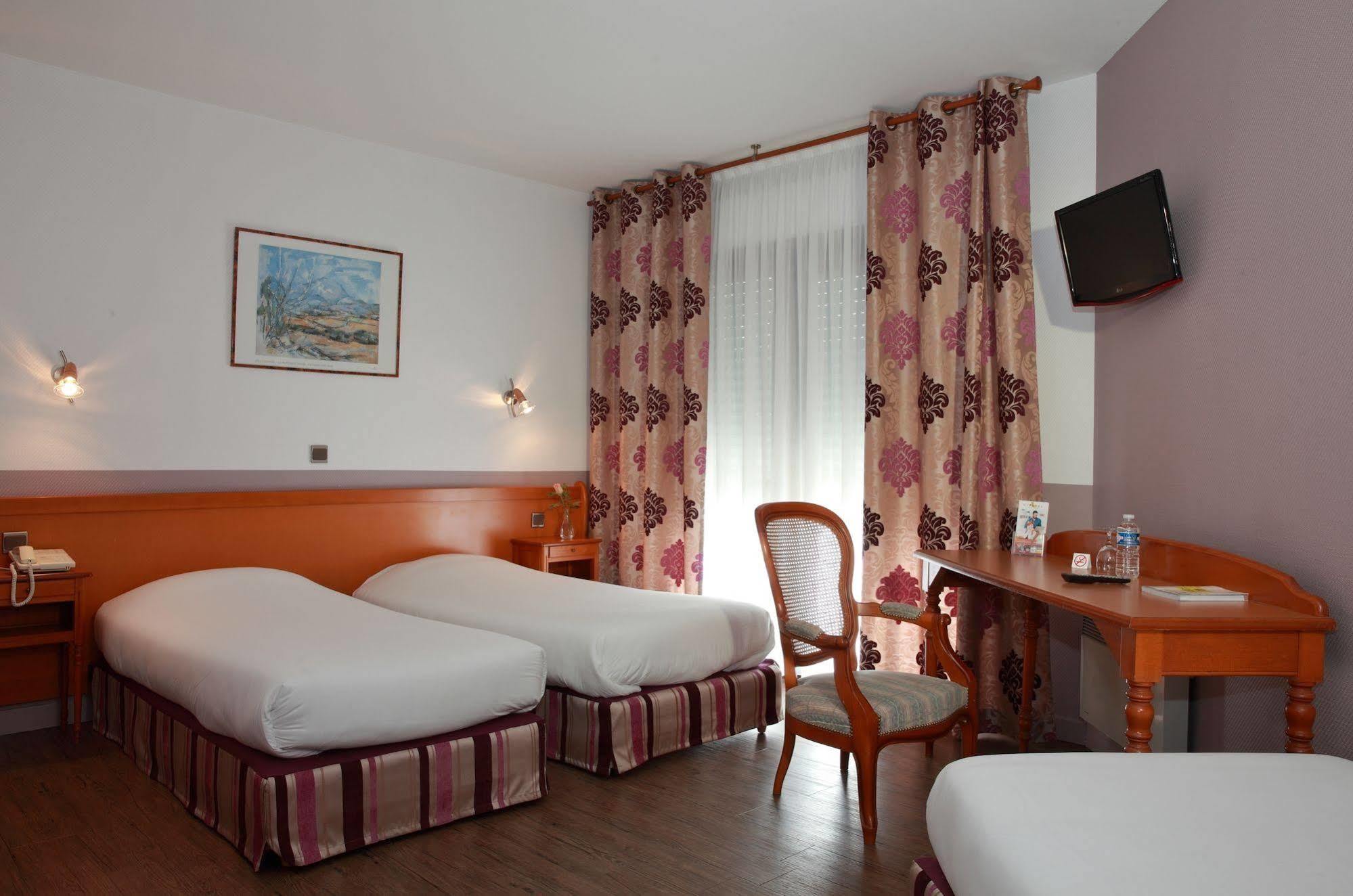 Sure Hotel By Best Western Saint-Quentin Ouest Le Pot D Etain Holnon Dış mekan fotoğraf